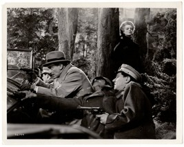 Alfred Hitchcock&#39;s THE LADY VANISHES (1938) Paul Lukas, Mary Clare Action Scene - £39.48 GBP