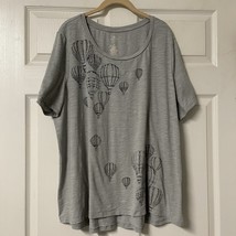 ST John Bay Womans Top Gray Size 2X Plus Hot Air Balloons Cotton - $6.99
