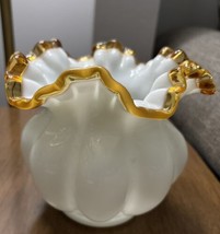 Fenton Milk Glass Amber Gold Double Crimped Ruffle Melon Vase - £15.41 GBP