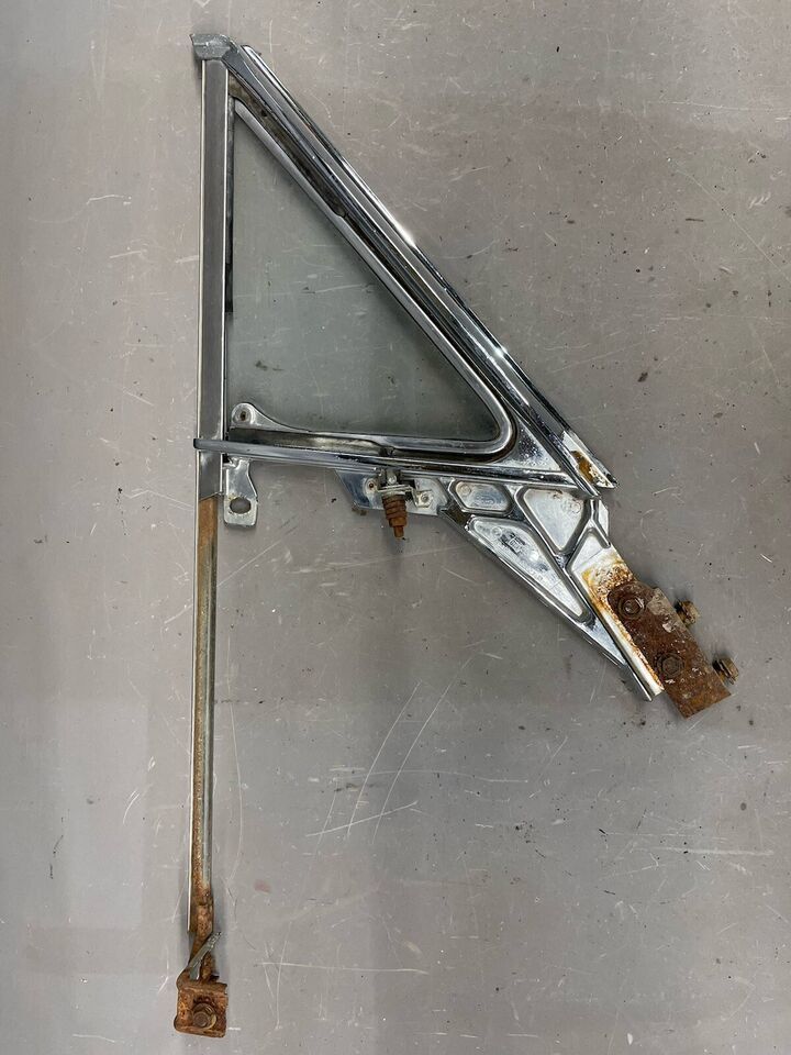 1962-1965 Ford Fairlane 2 Door Sport Coupe Hardtop Vent Windows Frame Gl... - $163.29