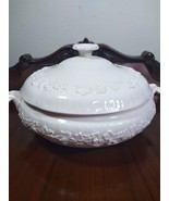 Vintage Wedgwood Queensware Round Covered Tureen, Etruria Barlaston, Eng... - £65.39 GBP