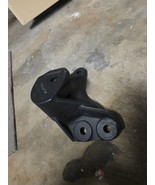 2008-10 Ford F250 F350 2WD I-Beam Front Axle Pivot Mount Bracket Front R... - $136.44 CAD