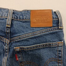 Levi's Premium Women's Blue Cotton Blend Button Fly High Rise Jeans Size (26×27) image 13