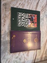 lot of 2 The King&#39;s Singers music books Folk Songs Spirituals Colour of ... - $184.63 MXN