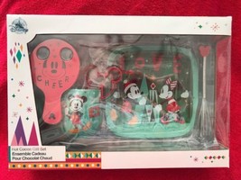 Santa Mickey and Minnie Mouse Hot Cocoa Gift Set 5 Pc Ceramic Plate &amp; Mug / Cup - $49.99