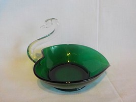 Vintage New Martinsville Emerald Green Swan Candy Sweetheart Dish - £14.17 GBP