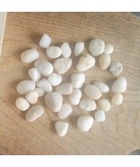 Quartz semitransparent small stones - $218.57 MXN