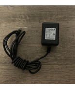 Genuine OEM Medela Adapter Charger 9207010 Model U090100D31 9V for Breas... - $5.50