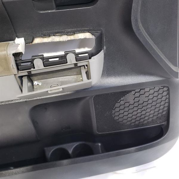 Front Left Interior Door Panel Has Wear OEM 2007 Toyota Tundra Item image 3