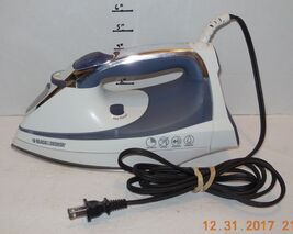 Black &amp; Decker IR1070S Steam Advantage Nonstick Stainless Steel Iron Whi... - €25,27 EUR