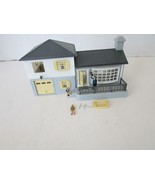 Bachmann Plasticville HO Scale Model Kit California Ranch Grey Yellow PR - $19.37 CAD