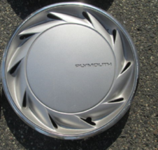One factory 1991 1992 1993 Plymouth Acclaim Voyager 14 inch hubcap wheel cover - £13.10 GBP