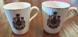 Vtg Canadian Crest Mugs Set Of 2 Cups Decalcraft Toronto, Canada - £17.94 GBP