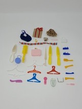 Vintage Barbie Accessories Purses Glasses Brushes Hangers Belts 32 Pieces - £15.68 GBP