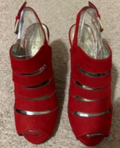 Women&#39;s Heels Red Amelia Grace Size 6 1/2M 3 1/2 Inch Heel Dressy Sandal - $29.99