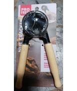 Pro Fresh Nut Cracker by Bradshaw International - Metal With Wood Handle... - $12.19 CAD