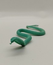 Green and Blue Cobra Snake Action figure Animal Figurine Wildlife Safari Toy - £5.45 GBP