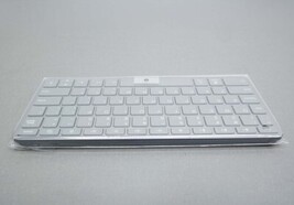 Lenovo Multi-Device Wireless Keyboard - Luna Gray image 4