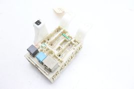 04-09 TOYOTA PRIUS INTERIOR DASH CABIN FUSE RELAY BOX E1437 image 10