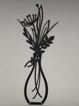 Metal Flower Wall Art - $114.21 MXN