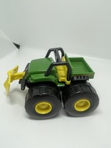 John Deere 1/64 Wide Wheel Green LawnTractor and Snow Plow - £7.79 GBP