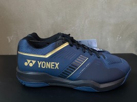 Yonex Power Cushion Strider Flow Wide Men Badminton Shoes [US:9/270] SHB... - $1,739.42 MXN