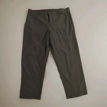 Women's Travel Camping Hiking Capris Pant Olive Green Size XL - $14.84