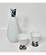 Vintage Koransha Flower Pattern 3-Piece Sake Set Japan - $467.06 MXN