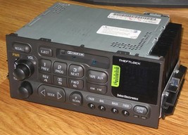 NEW 1995-2002 GM GMC SIERRA CHEVY TAHOE SILVERADO TAPE CASSETTE RADIO CD... - £238.29 GBP
