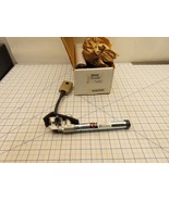 GM 19329403 Seat Belt Pre Tensioner Left LH Beige Tan - $1,566.05 MXN