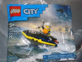 Lego City Police Water Scooter #30693 29 Piece Set NEW - $12.00