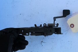 2003-2006 INFINITI G35 SEDAN ENGINE HOOD LATCH K2885 image 5
