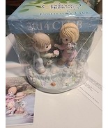 Precious Moments Collectors Club 2014 Club Loving Starts With You And Me... - $54.88 CAD