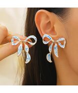 White Porcelain Bow Earrings  Vintage Chinese Blue  Hand-painted Enamel ... - $21.69