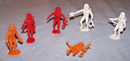 Vintage Lot of 6 MPC Colorful Astronauts/Spacemen-1 Damaged - £5.70 GBP