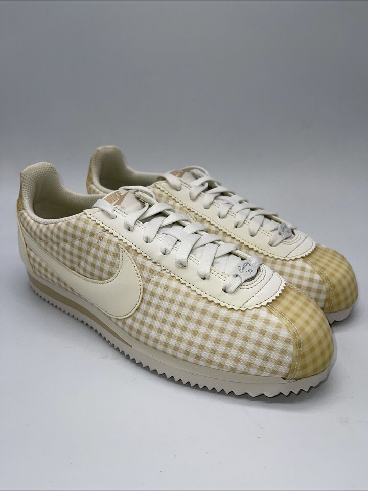 Primary image for Authenticity Guarantee 
Nike Classic Cortez QS Summit White BV4890-100 Women’...