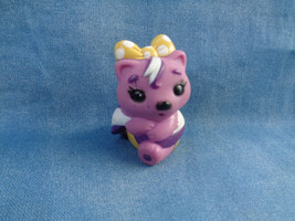 MGA Miniature Pink / Purple Replacement Baby Figure With Big Yellow Bow - £0.88 GBP