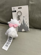 Disney Parks Marie the Cat Plush Keychain NEW image 4