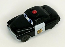 Disney Pixar Cars Radiator Springs Police Car Plastic Toy Kellogg 2006 Black 3&quot; - £7.98 GBP