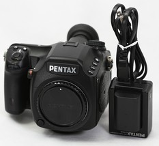 PENTAX 645 645D Digital SLR Camera Black Body Mint Cond, SHUTTER COUNT O... - £1,812.44 GBP