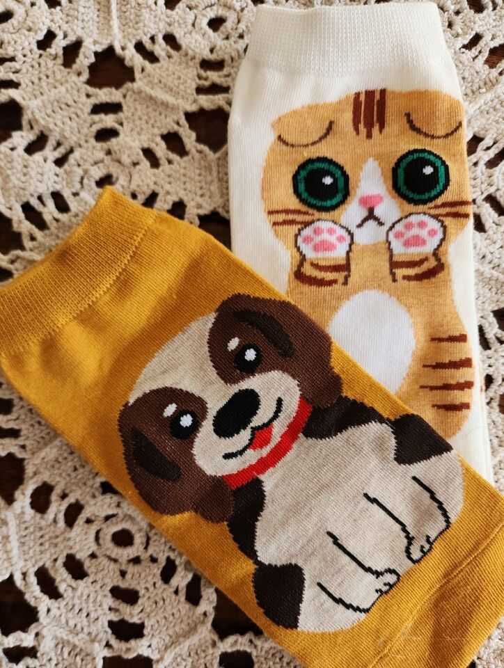 Two (2) Pair ~ Animal Print ~ 1-Cat ~ 1-Dog ~ Knit ~ Ankle Socks (1) - $14.96