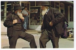 Pennsylvania Postcard Intercourse Amish Men Chatting Leb Wohl - £1.64 GBP