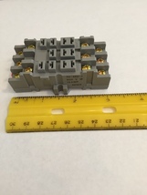 100 pack 70-463-1 DIN/Panel-mount Socket w Screw 11P Magnecraft - $970.00