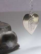 Custom engraved tungsten fingerprint pendant. 14k white gold necklace with a hea - £557.35 GBP