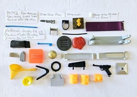 29PC Mixed Lot Vintage &amp; Recent Toy Weapons &amp; Replacement Parts - £7.90 GBP