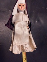 Vintage Nun Doll Blinking Eyes Full Dress With Rosary Rosario About 12&quot; Burgundy - £36.58 GBP