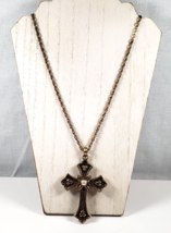 &quot;PEACE&quot; Cross Necklace 1975 Limited Edition Sarah Coventry Vintage Jewelry - €29,66 EUR
