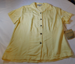 Port Authority Women&#39;s Ladies Short Sleeve Button Up shirt Size M medium Yellow - £38.93 GBP