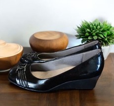 Life Stride comfort patent Leather buckle wedges Women’s Size 8.5 Shiny - $27.71