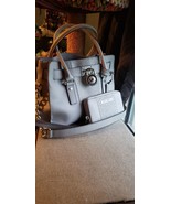 Michael Kors Gray Hamilton Center Studded Shoulder Purse And Wallet - $616.18 CAD